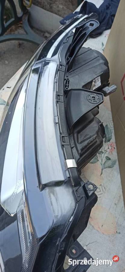 lampy przód soczewka LED Mitsubishi Qautlander Strzegom