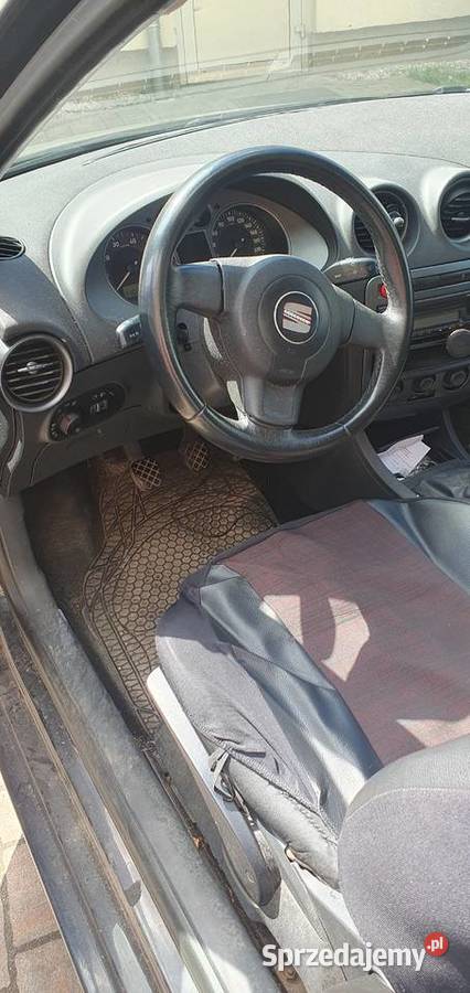 Syndyk sprzeda samochód osobowy Seat Ibiza Poznań sprzedam