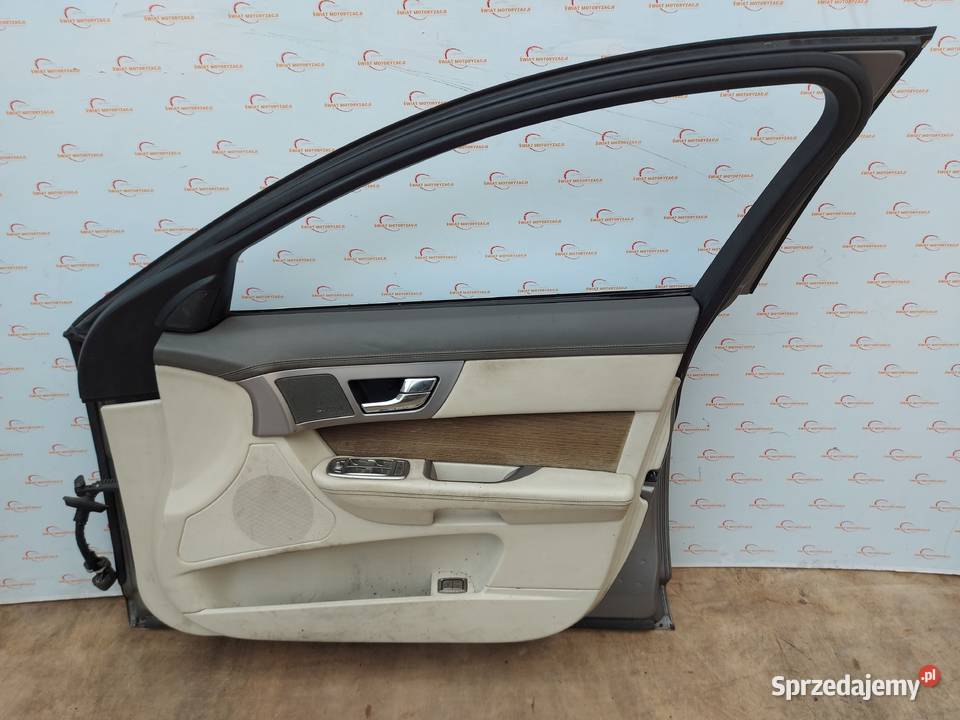 JAGUAR XF 30 TDV6 10r drzwi prawe przód 140 Kielce