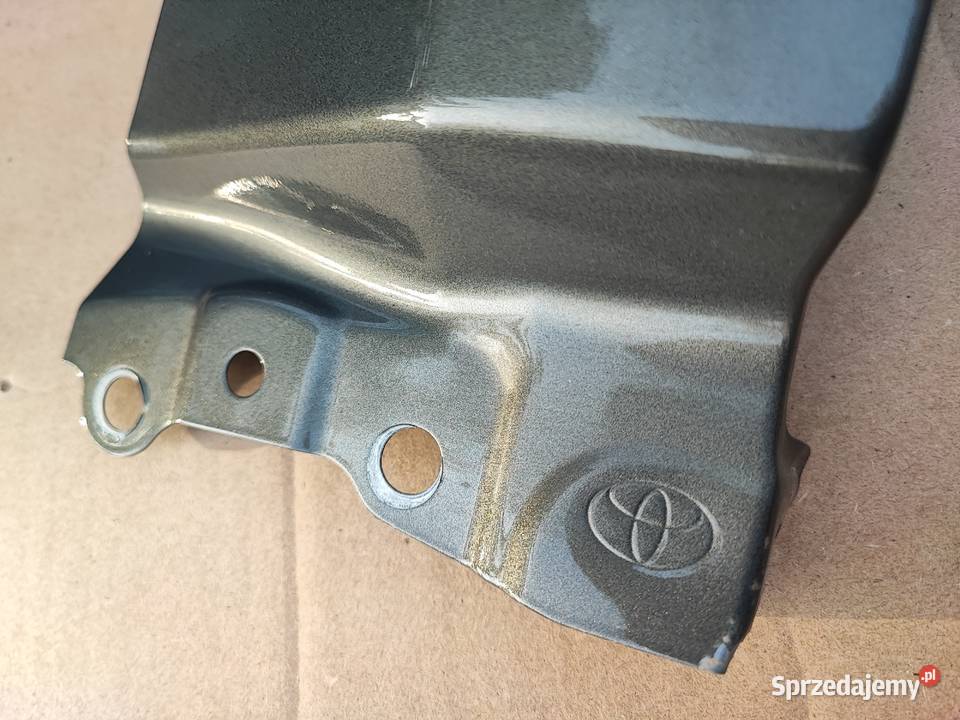 Błotnik Toyota Yaris IV Yaris 4 lewy pierwszy Lipno