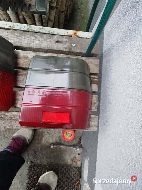Fiat uno mk1 lampy tył tylne Aric osobowe Ryn