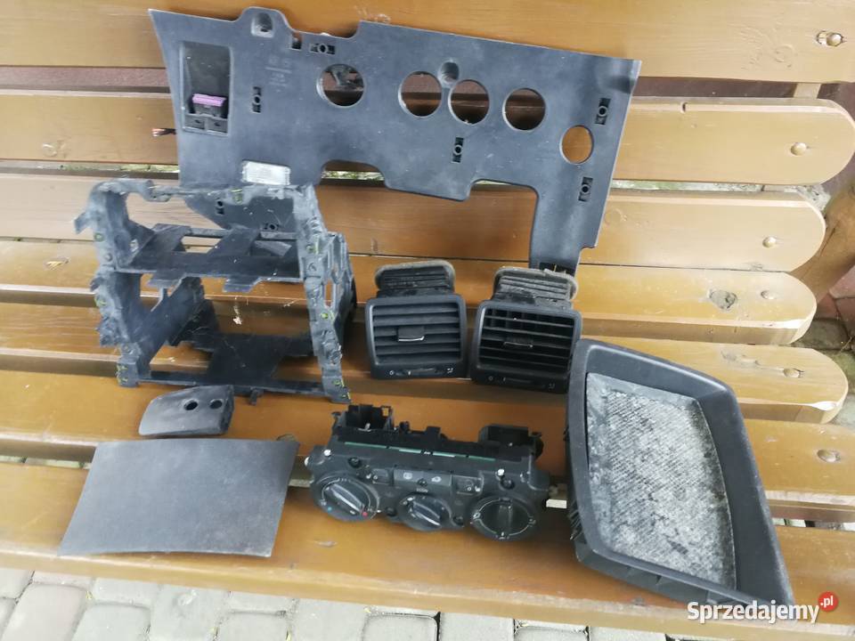 Plastiki wnętrza golf v sprzedam