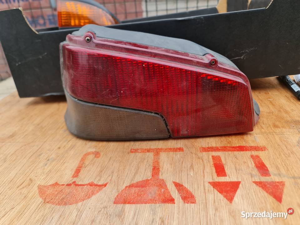 Peugeot 106 lampa lewy tył sprzedam