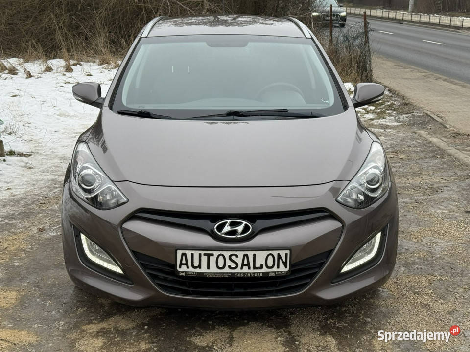 Hyundai i30 brązowy