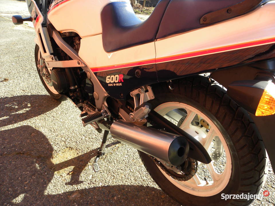 kawasaki GPZ 600Rpiękny klasyk sportowy Wrocław sprzedam