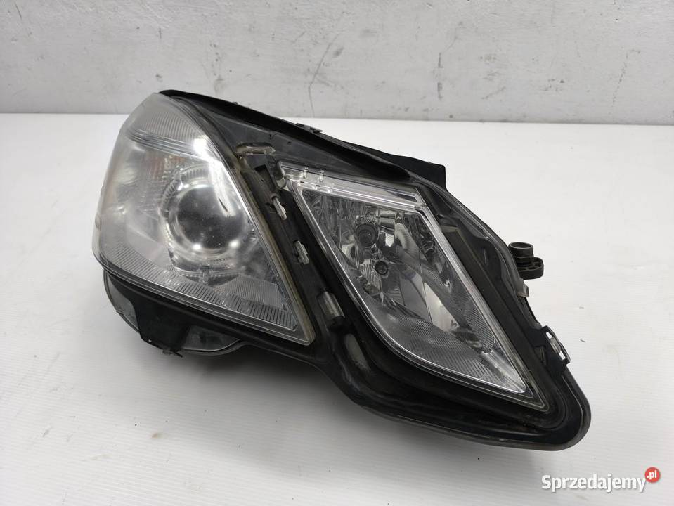 LAMPA PRAWY PRZÓD UK MERCEDES ECLASA W212 sprzedam