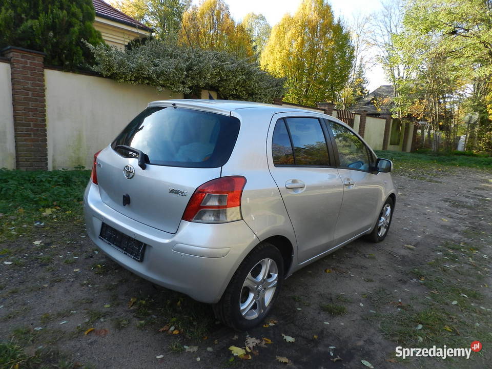 Toyota Yaris II KLIMATRONIK ekonomiczna szary Puszczykowo