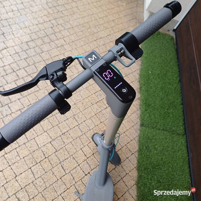 Hulajnoga elektryczna MOTUS Scooty 10 IP54 Sieradz