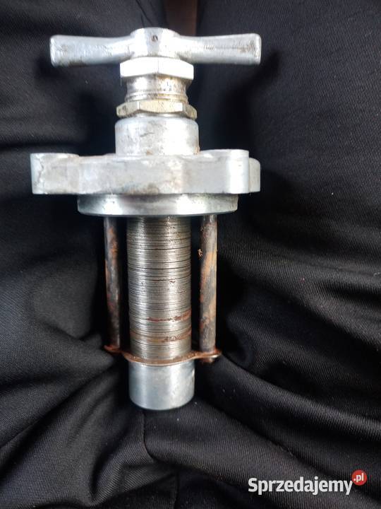 Filtr olejowy Pruszcz