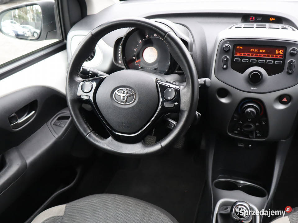 Toyota Aygo 10 VVTi Aygo Katowice