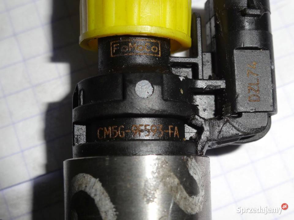 FORD FOCUS 10 ECOBOOST 12R 125 5G9F593FA 0261500 osobowe świętokrzyskie sprzedam