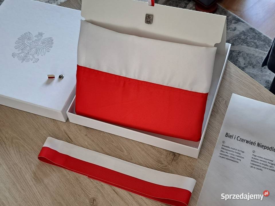 Flaga Polski W Pudełku Orzeł Orzełek Radom sprzedam