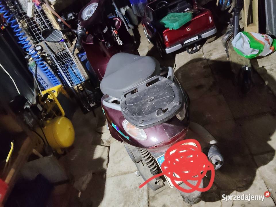 Skuter Yamaha 125 czterosuwowy mazowieckie Radom