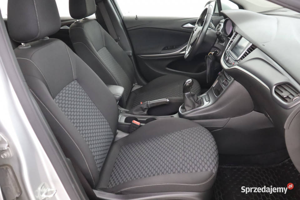 Opel Astra 12 Turbo Zabrze