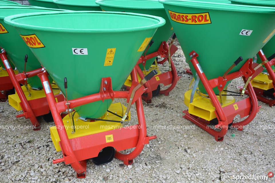 Rozsiewacz do nawozów Lejek 6 łopatek Bełżyce