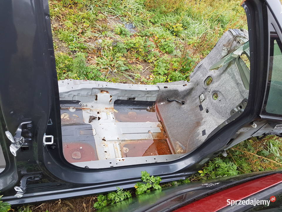 KIA VENGA LIFT 2019 PROG PRAWY SLUPEK PRAWY Turek