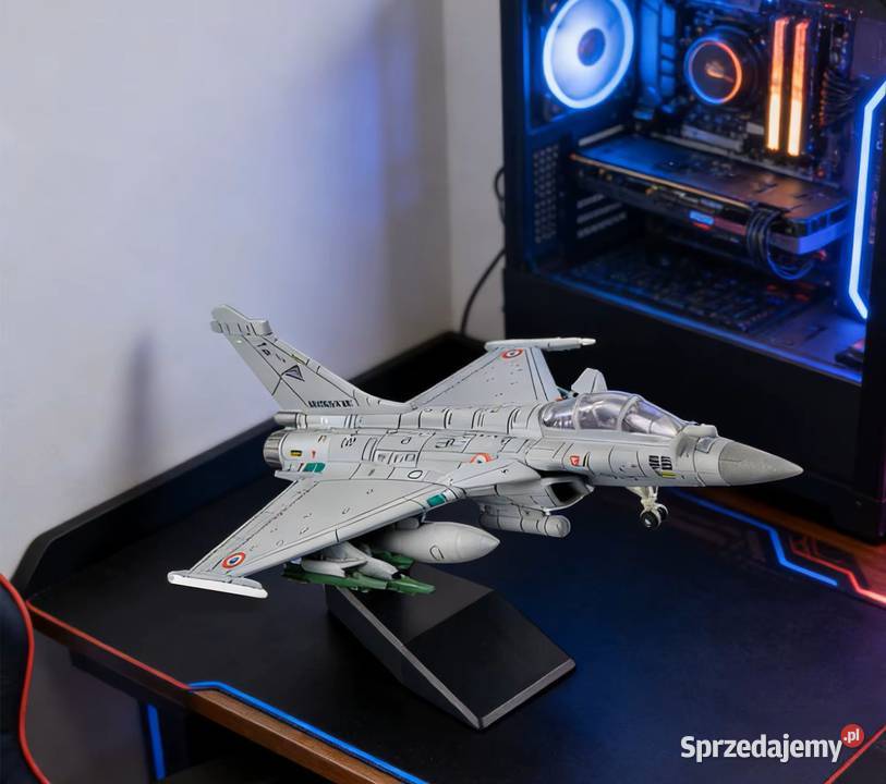 Bez farb i kleju Rafale 172 Milanówek