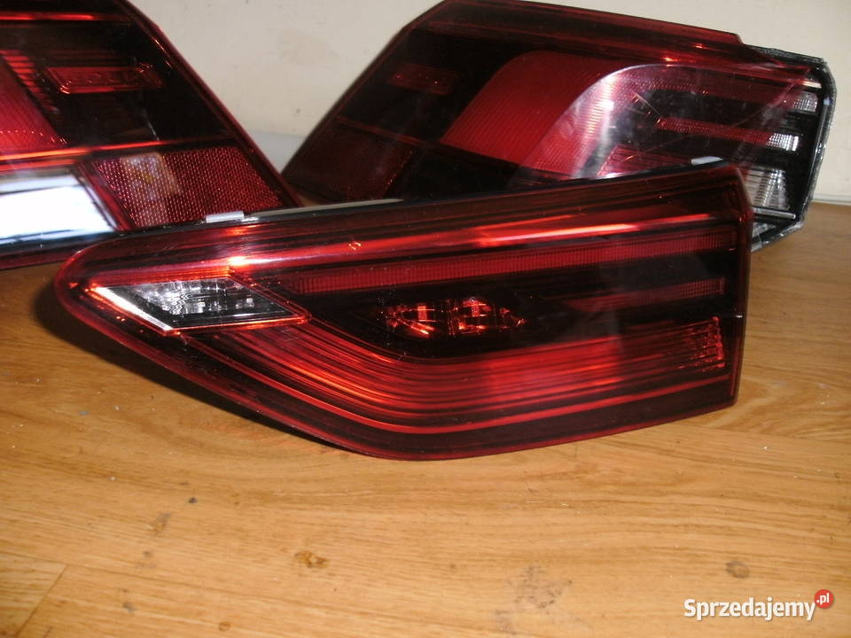 VW Golf 8 Variant Lampa tylna prawa do klapy Karlino