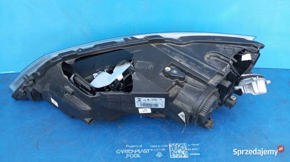 LAMPA REFLEKTOR PRAWY PRZÓD EU SEAT LEON III osobowe Nowy Tomyśl sprzedam