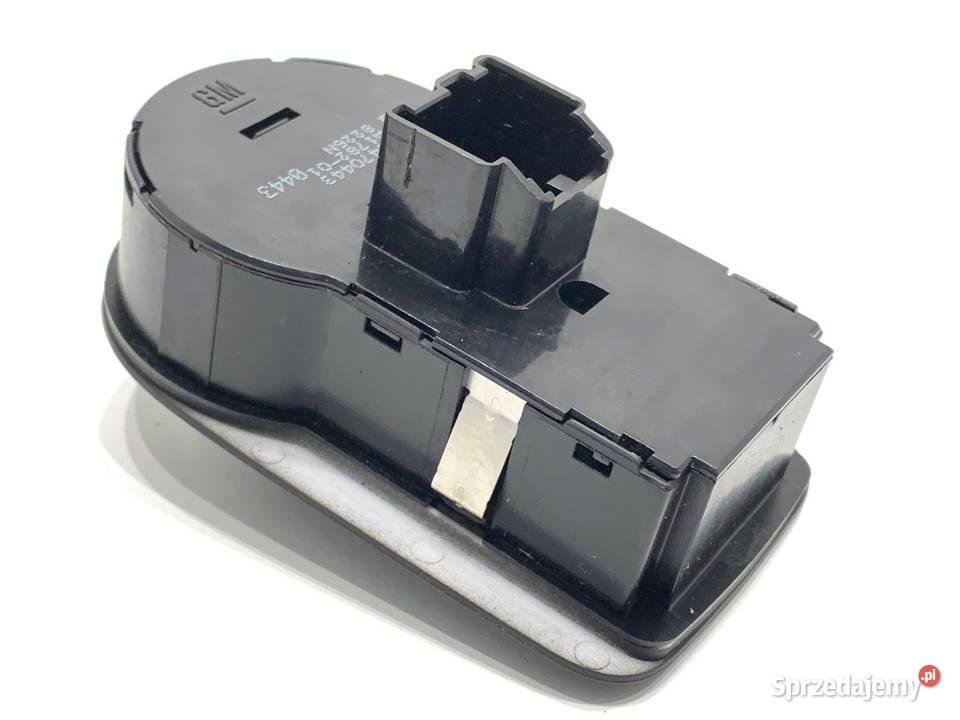 WŁĄCZNIK ŚWIATEŁ OPEL CORSA E 13470443 PRZYCISK