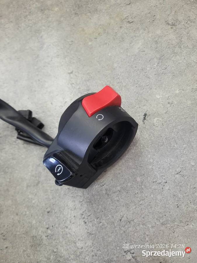 HONDA CB 650 F CB650F RC75 OEM PRZEŁĄCZNIK PRAWY Nowy Tomyśl