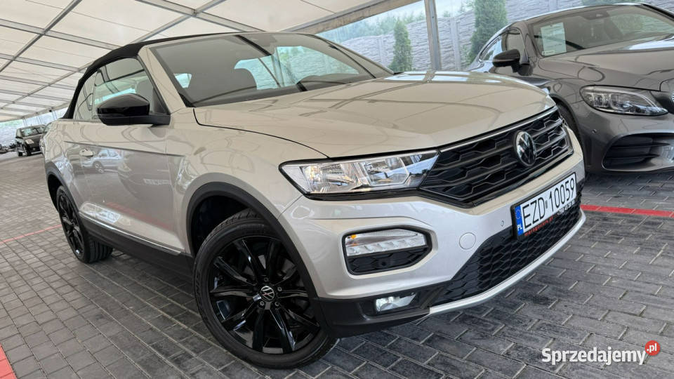 Volkswagen TRoc KABRIOLET Benzyna 6 Biegów Rok produkcji 2021 Zduńska Wola