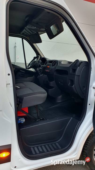 Piękny Opel Movano Raków