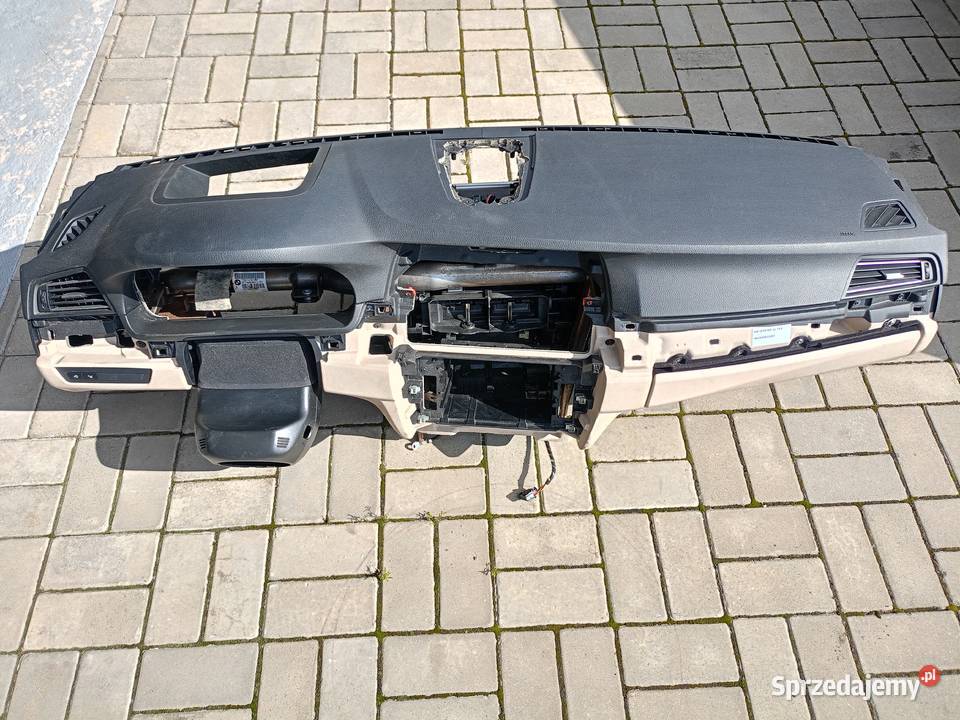 Deska rozdzielcza konsola BMW F10 f11 Wiewiec