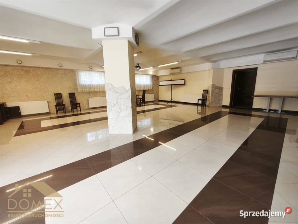 sprzedaży lokalu Rzuchów 1500m2