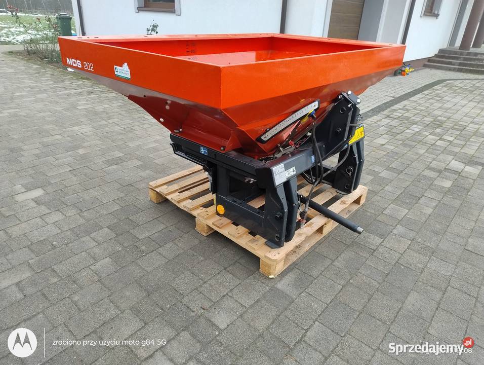 Rozsiewacz nawozów rauch mds 202 łódzkie Charłupia Wielka sprzedam