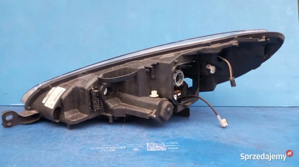 LAMPA PRAWY PRZÓD EU 1ZS008950 XENON PEUGEOT 407 osobowe Nowy Tomyśl