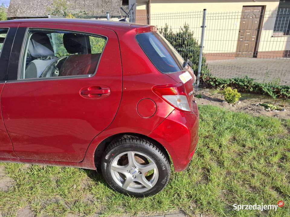 Sprzedam części do Toyoty Yaris 3 łódzkie Sieradz sprzedam