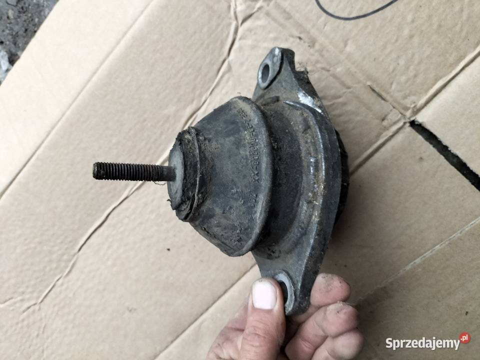 PODUSZKA SILNIKA Audi 80 90 B3 B4 A6 C4 osobowe Kamień-Kolonia sprzedam