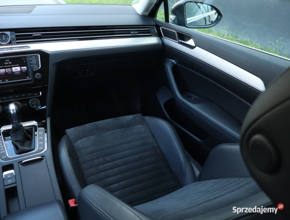 VW Passat 20 TSI łódzkie