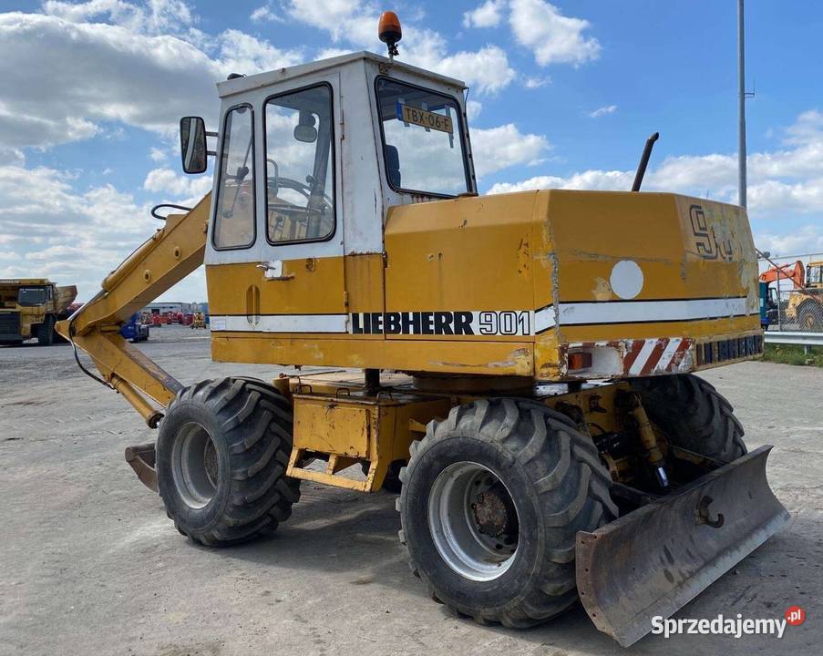 Koparka Kołowa Liebherr A901 4x4 15 ton Rok produkcji 1979 małopolskie Kraków