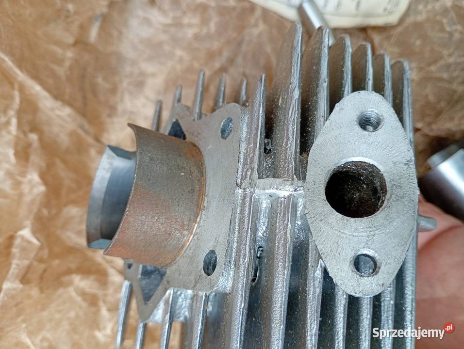 Nowy cylinder Romet ogar tłokpierścienie sworzeń