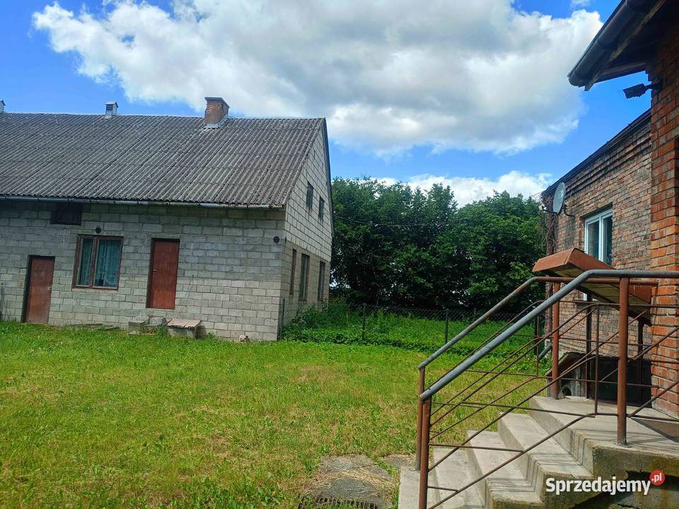 Sprzedam dom z zabudowaniami i dużą działką