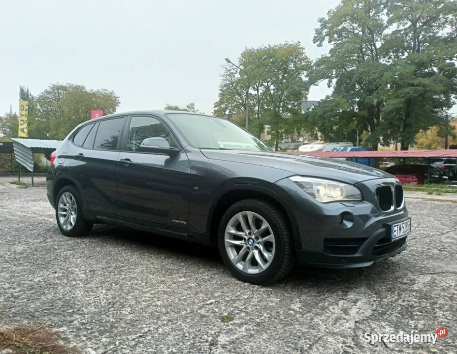 BMW X1 X Drive M pakiet Automat Panorama zadbany Zarejestrowany w Polsce łódzkie Tomaszów Mazowiecki