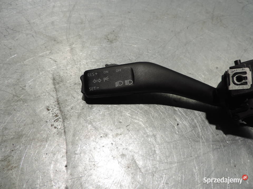 MANETKA PRZEŁĄCZNIK KIERUNKOWSKAZU 1K0953513A VW Części samochodowe Nowy Sącz
