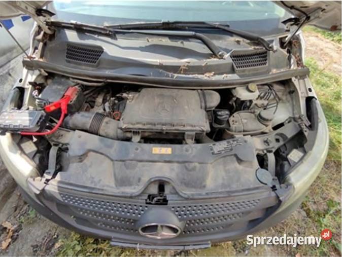 Syndyk sprzeda samochód ciężarowy MercedesBenz mazowieckie