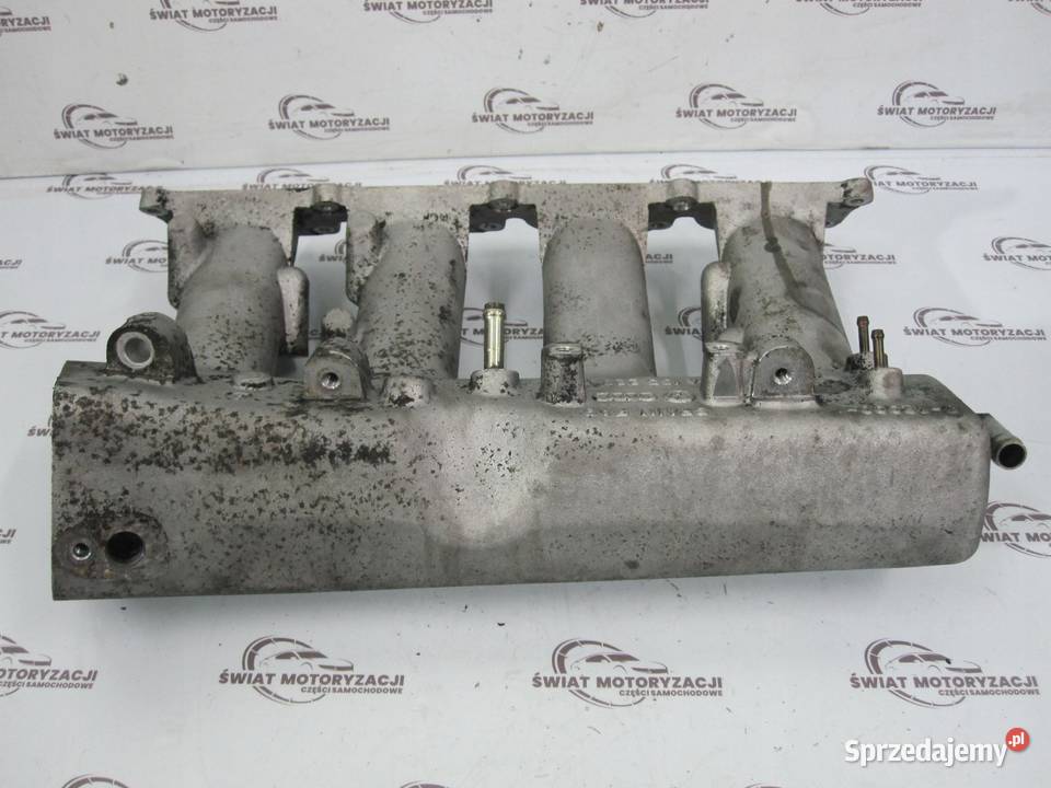 AUDI TT 18 T 02r kolektor ssący 06A133223BP