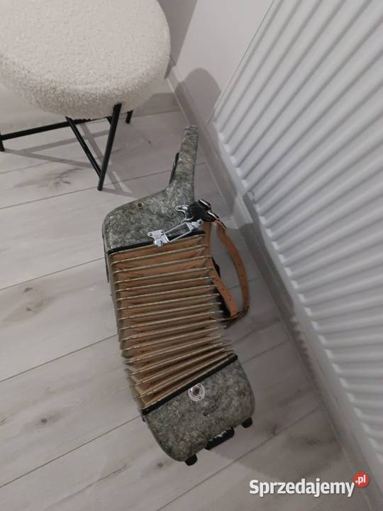 Akordeon włoski G vignoni 80 basów Dębica