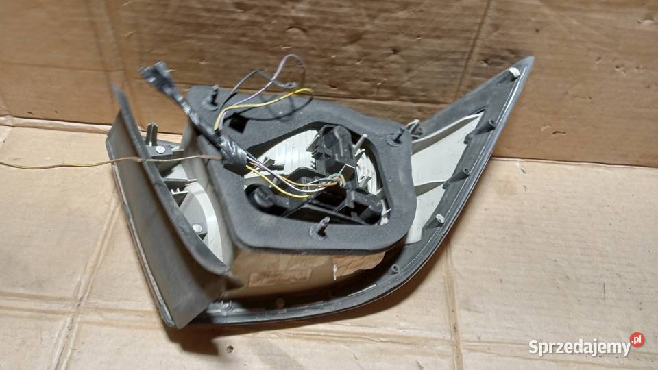 SAAB 93 LIFT SEDAN LAMPA TYŁ PRAWA Zbierkowo