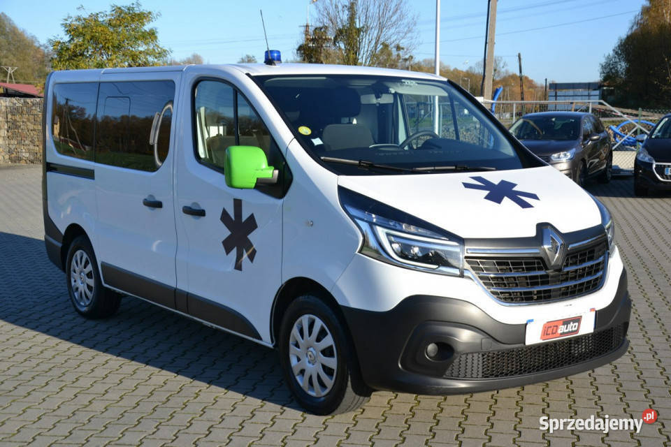 Renault Trafic 20 dci 130 ambulans karetka nosze Kęty