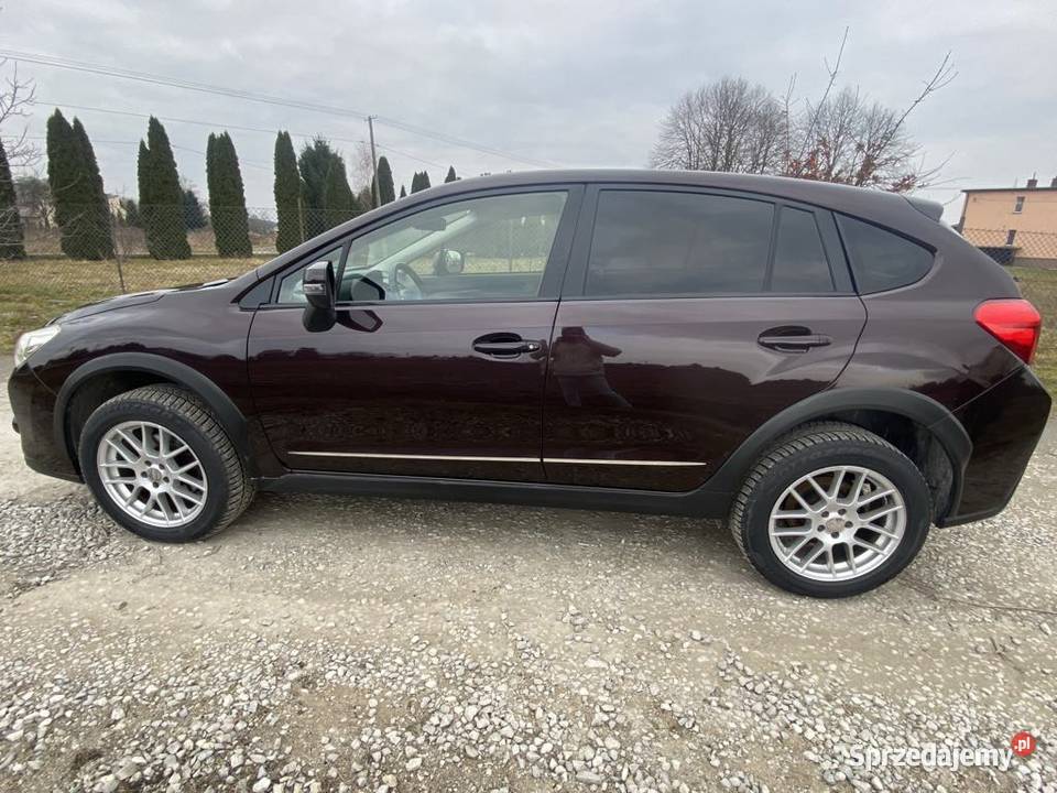Sprzedam Subaru XV stan Pustków