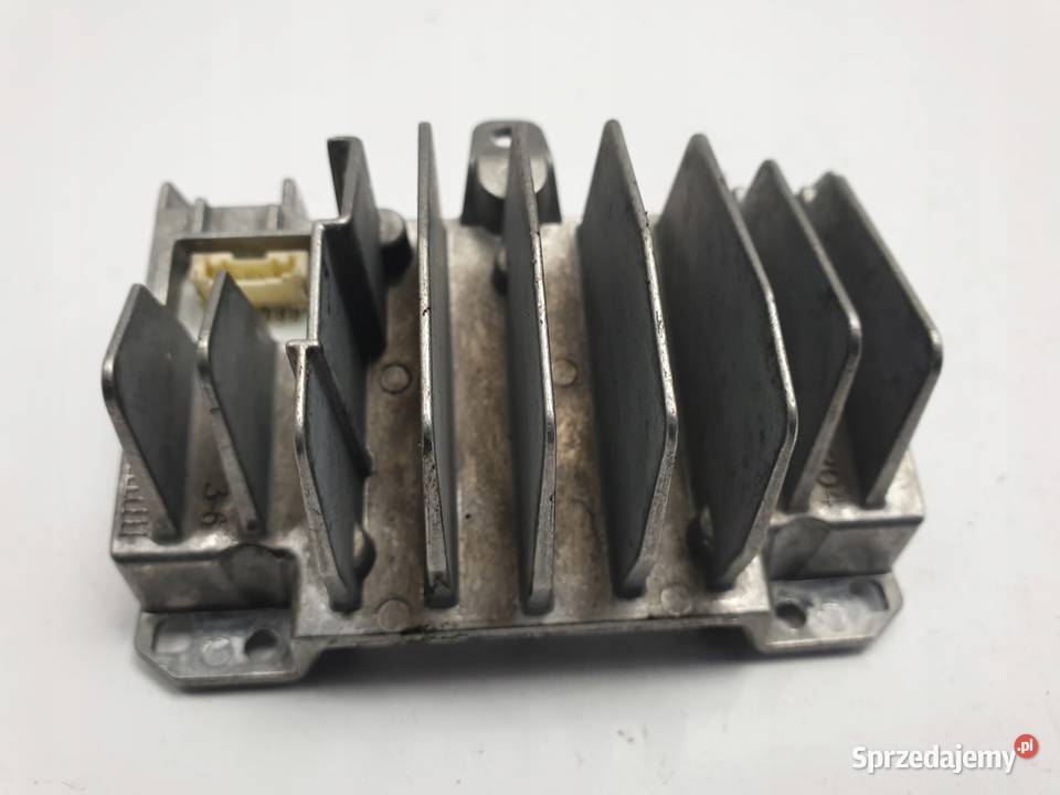 Mercedes A205 W205 PRZETWORNICA Xenon 1305715204 Rudka