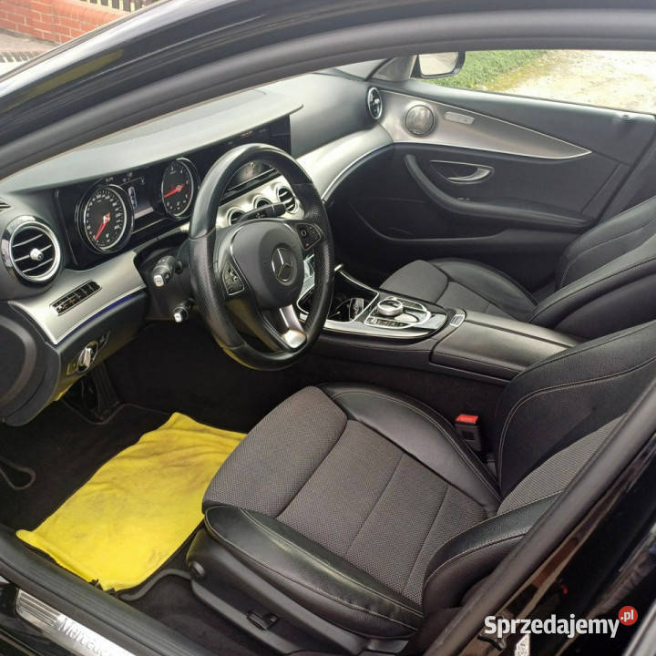 Mercedes E 220 AMG Line 195 W212 2009 Suchorzew