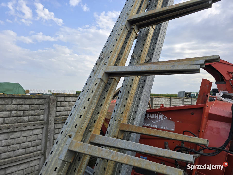 Regały wolnostojące duże 45 m h półki 1 m stopy Wózki widłowe