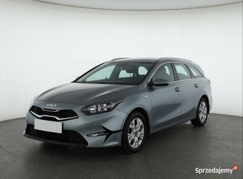Kia Ceed 15 TGDI Rok produkcji 2022