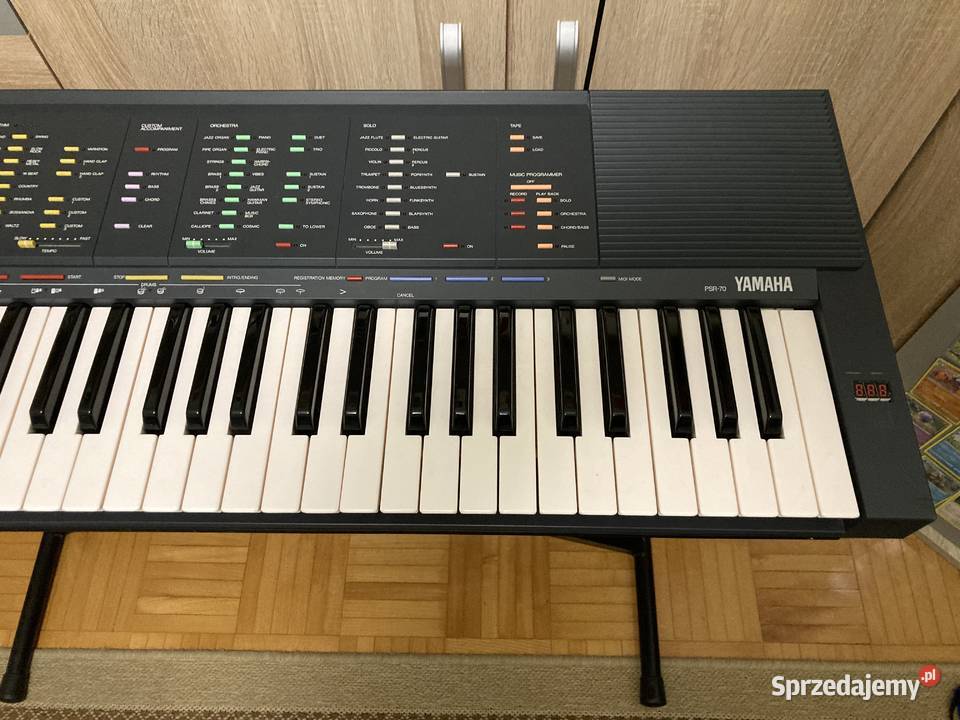 Keyboard Yamaha PSR70 z osprzętem
